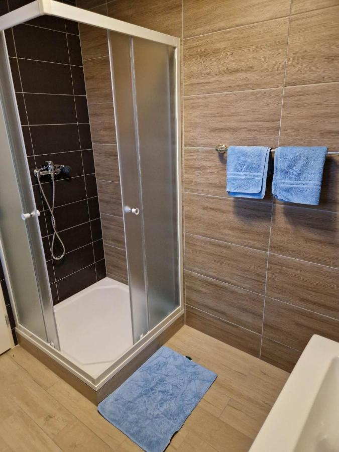 Penzion Dubi - Ruska 393 - 110 Extérieur photo